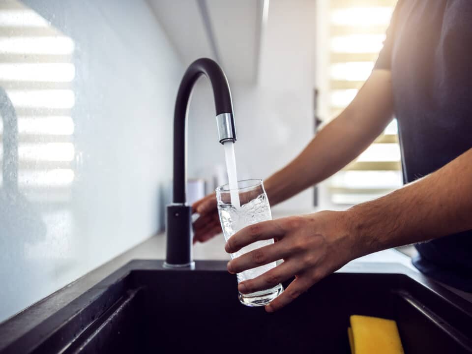 kitchen sink faucet repairs